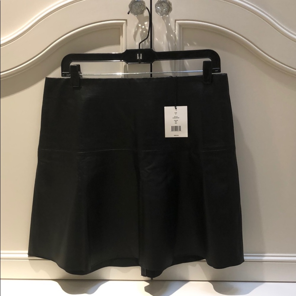 Vince black short leather skirt. Size 8